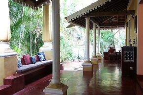 5am Somewhere - Villa Pinhero