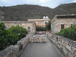 Fort Dadhikar, Alwar