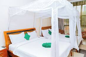 Five to Five Hotel