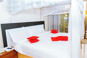 Five to Five Hotel