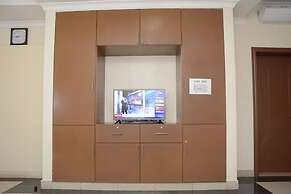 Five to Five Hotel