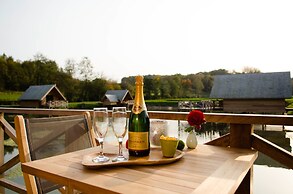 AquaLodge