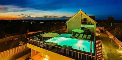 Delta Boutique & Carmen Silva Resort