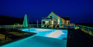 Delta Boutique & Carmen Silva Resort