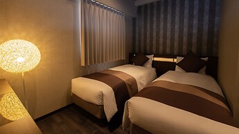 Nipponbashi LUXE Hotel