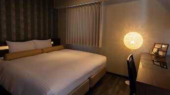 Nipponbashi LUXE Hotel