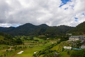 SAM Tuyen Lam Golf & Resorts