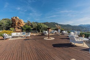 Mangia's Pollina Resort