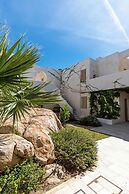 Mangia's Pollina Resort