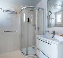 Mangia's Pollina Resort