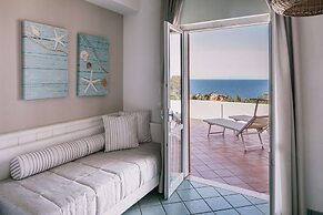 Mangia's Pollina Resort