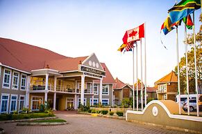 Masailand Safari & Lodge