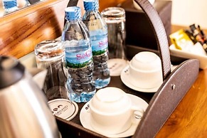 Masailand Safari & Lodge