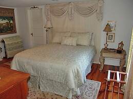 Frog Hollow Bed and Breakfast