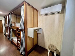 Eleganz Hostel & Suites