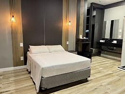 Eleganz Hostel & Suites