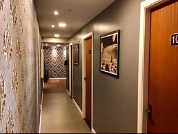 Eleganz Hostel & Suites