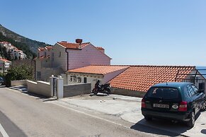 Apartments Villa Ari