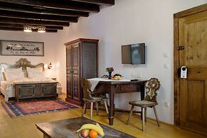 Taschler Haus Boutique