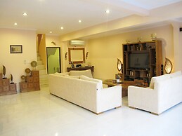 Aisha Family Villas-5Bedroom Private Pool