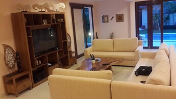 Aisha Family Villas-5Bedroom Private Pool