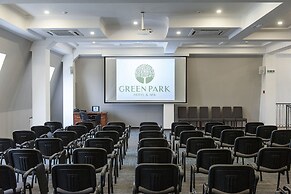 Green Park Hotel