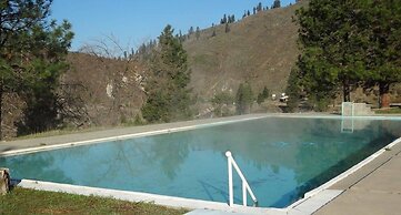Haven Hot Springs