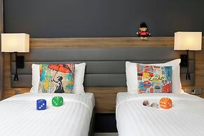 MOXY London Heathrow Airport