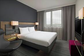 MOXY London Heathrow Airport
