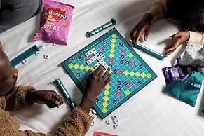 MOXY London Heathrow Airport