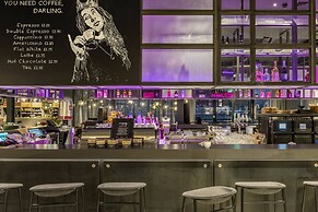 MOXY London Heathrow Airport