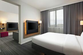 MOXY London Heathrow Airport