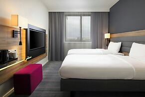 MOXY London Heathrow Airport