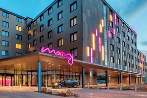 MOXY London Heathrow Airport