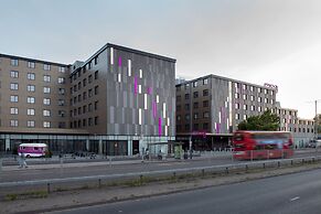 MOXY London Heathrow Airport