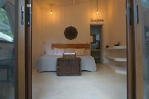 Driftwood Glamping and Boutique Hotel