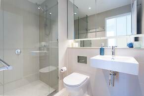 Wyndel Apartments Riverside on Collins