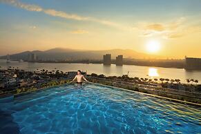 New Orient Hotel Danang