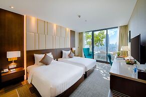 New Orient Hotel Danang