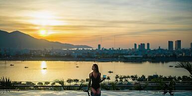 New Orient Hotel Danang