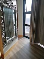 The Pearls of Umhlanga ! - No 1 Apts Private