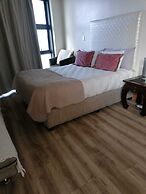 The Pearls of Umhlanga ! - No 1 Apts Private