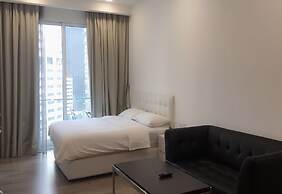 City Residences Premium Studio B.Ceylon