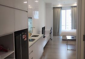 City Residences Premium Studio B.Ceylon