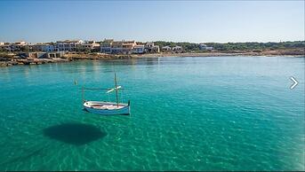 Beach House Es Trenc