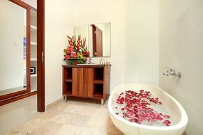 Lucia Villa Seminyak