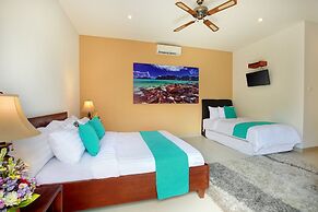 Lucia Villa Seminyak