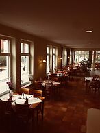 Hotel Butjadinger Hof