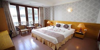 Hanoi Old Quarter House