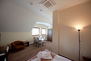 Aviator Hotel Wellness & SPA